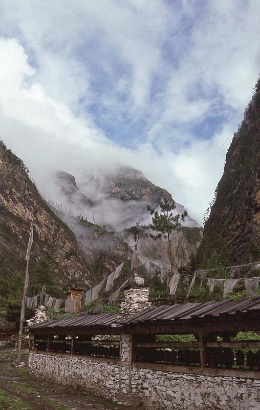 WT 1000 157-26 Nepal.jpg